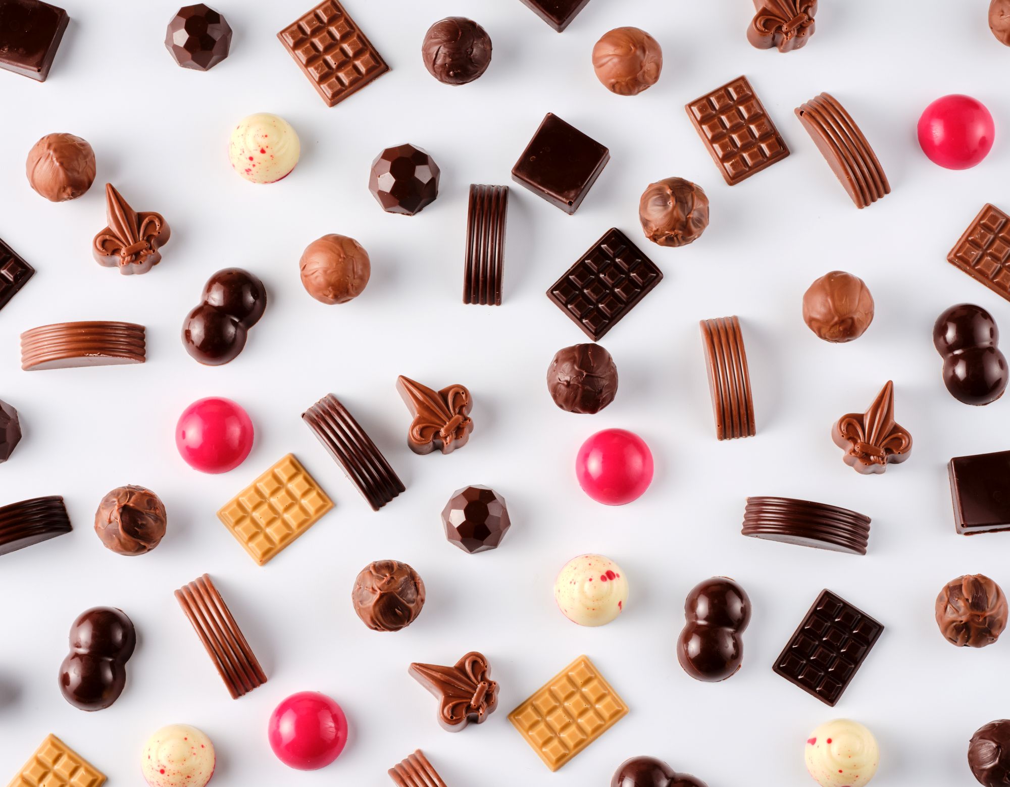 【バレンタイン最高峰】世界に挑んだシェフが贈る“14日間限定のバレンタイン特別コース”